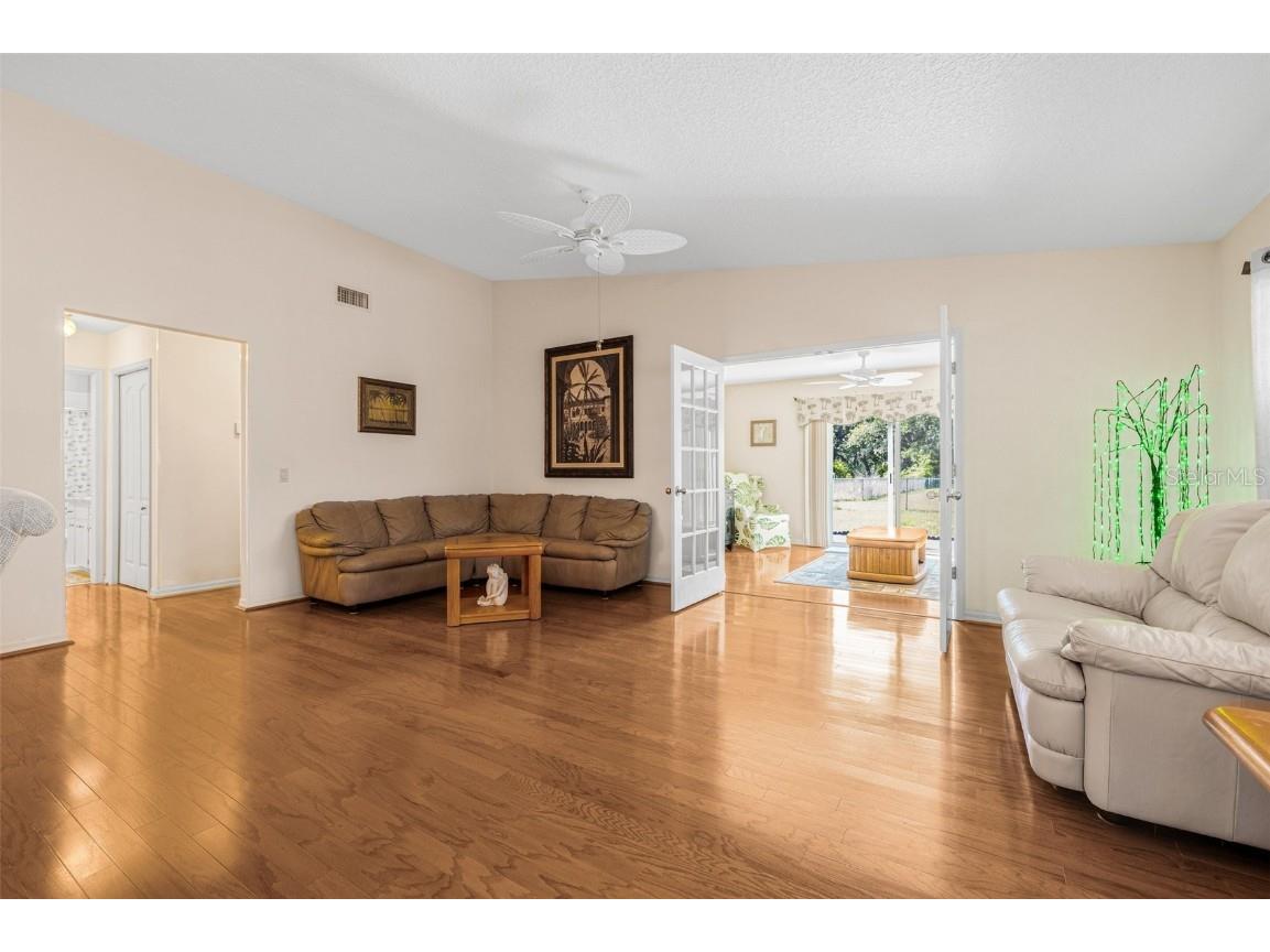 37434 Derbyshire Drive Zephyrhills FL 33542 TB8372594 image3