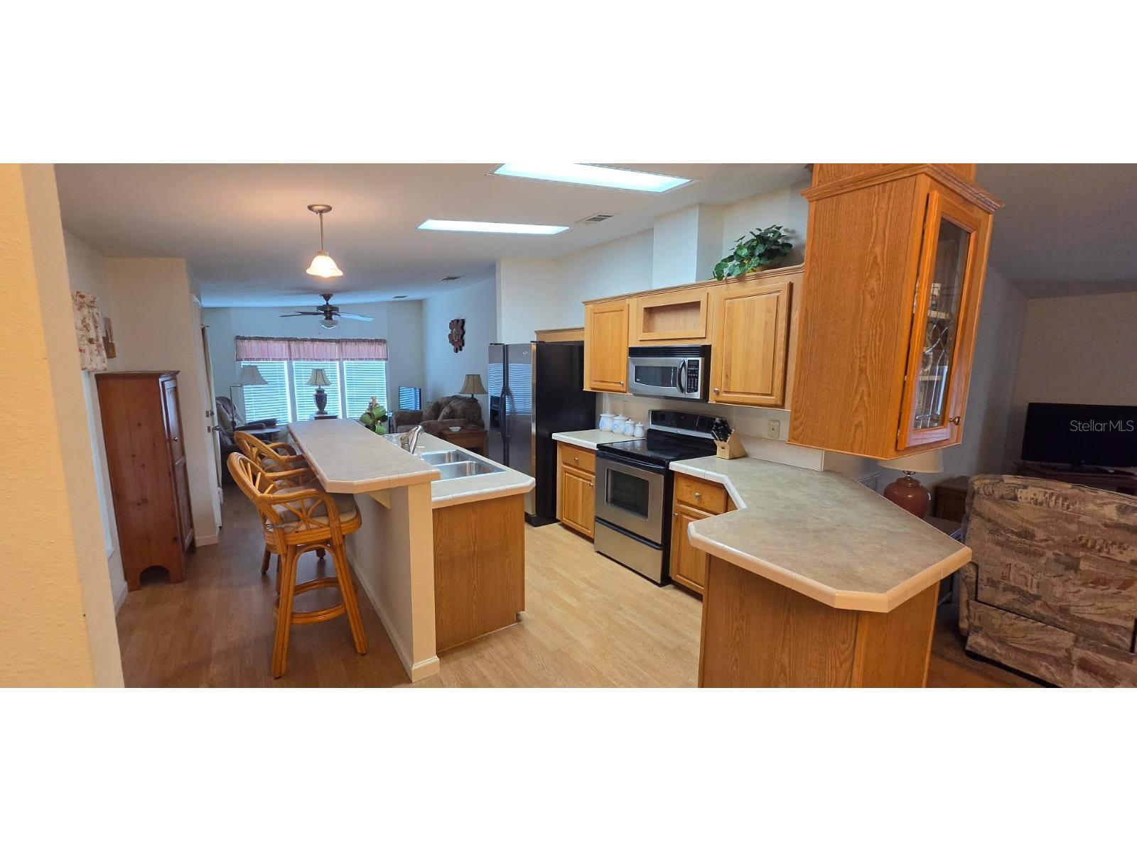 37437 Gill Avenue Zephyrhills FL 33541 TB8520048 image3