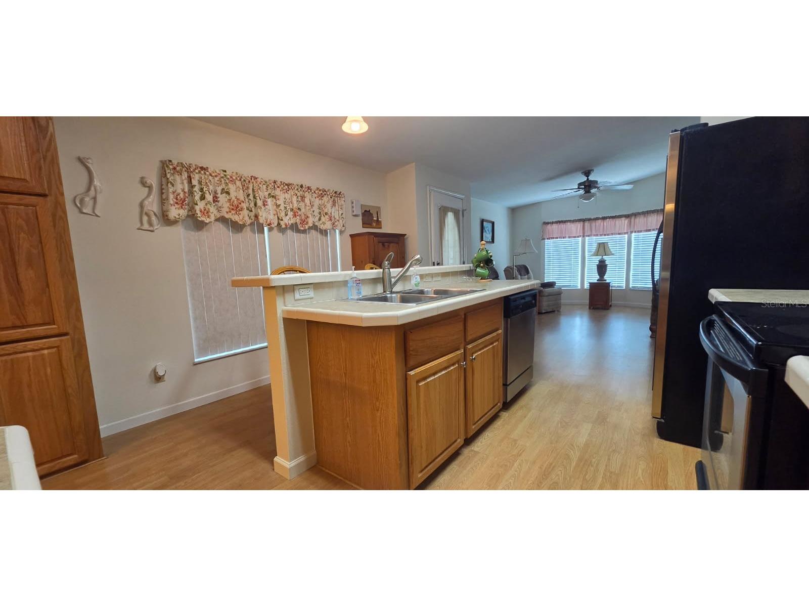 37437 Gill Avenue Zephyrhills FL 33541 TB8520048 image5