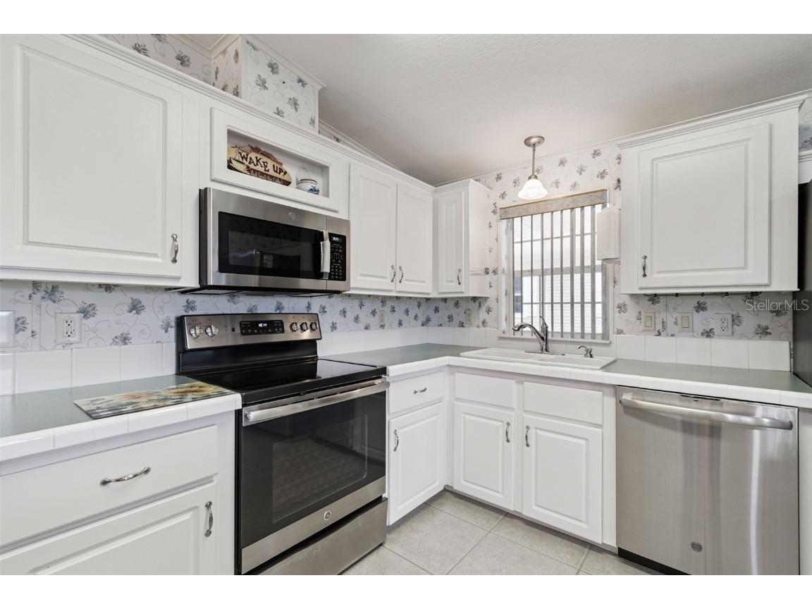 37443 Gill Avenue Zephyrhills FL 33541 TB8445588 image16