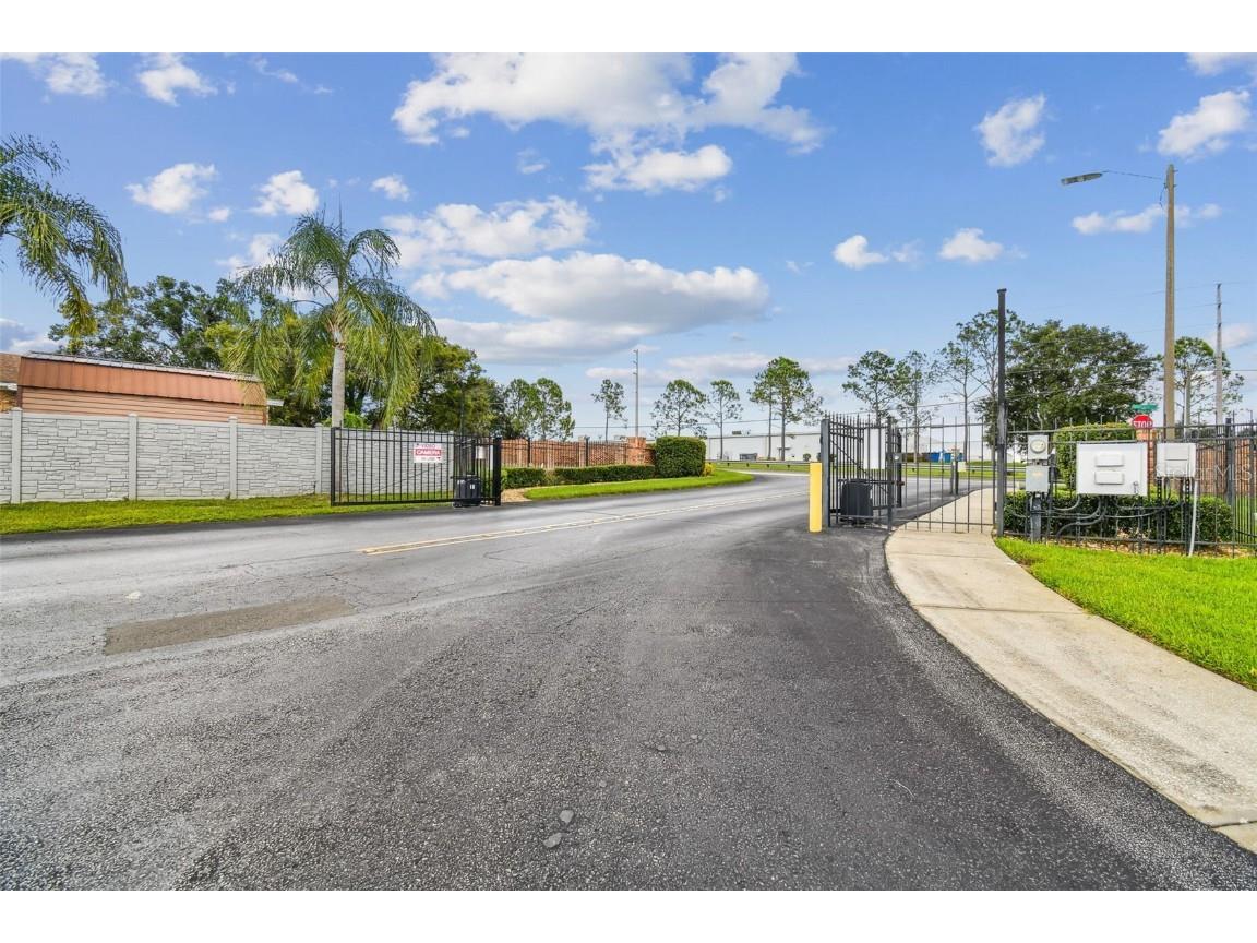 37443 Gill Avenue Zephyrhills FL 33541 TB8445588 image44