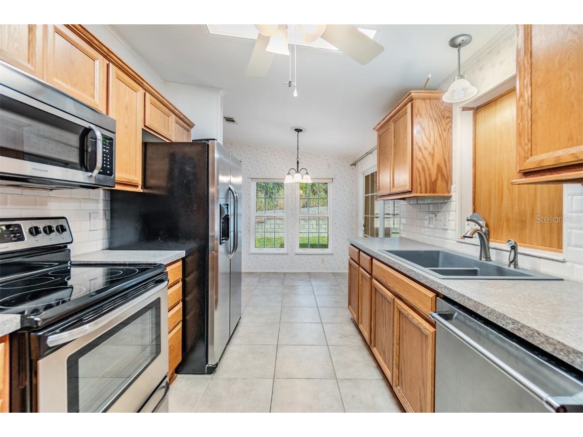 37449 Gill Avenue Zephyrhills FL 33541 TB8316194 image24