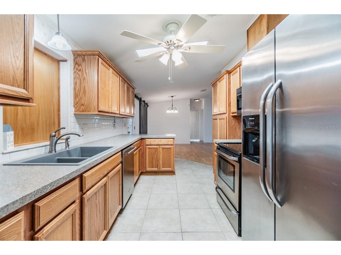 37449 Gill Avenue Zephyrhills FL 33541 TB8316194 image28