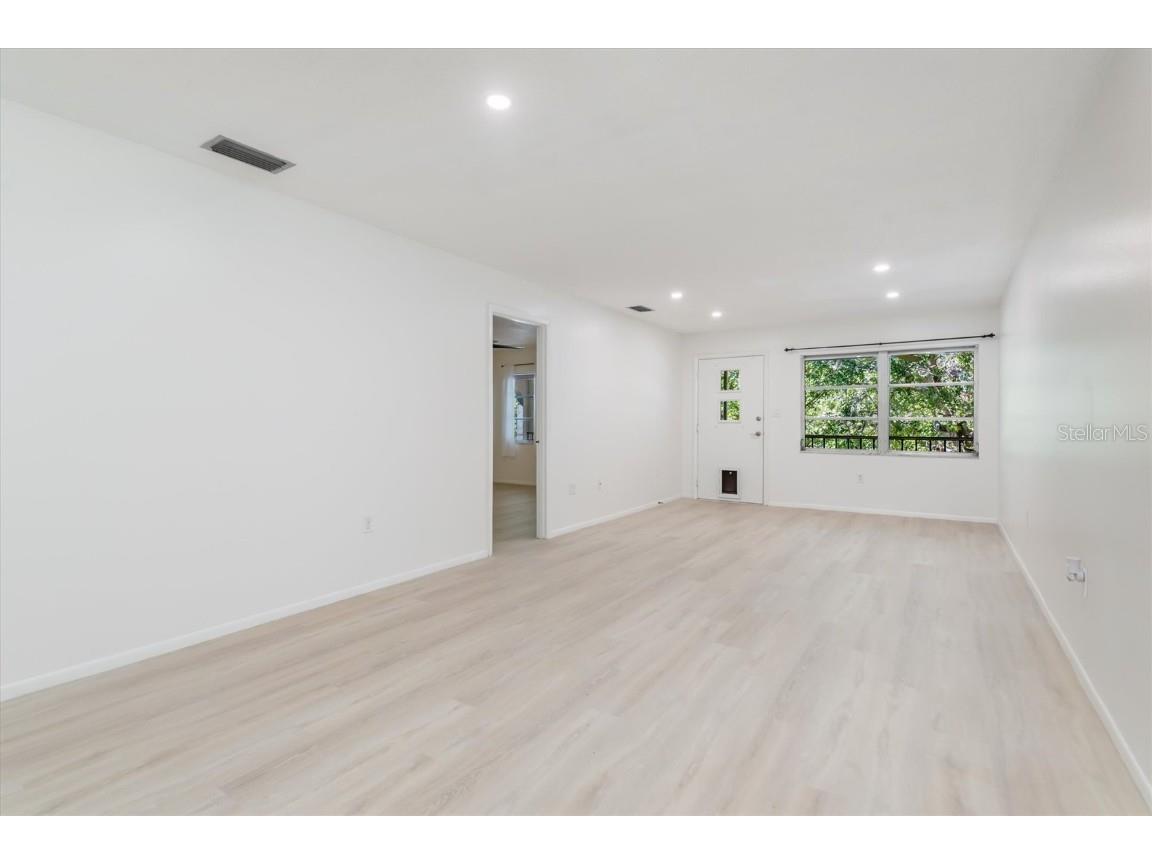 3745 Almeria Avenue #6S Sarasota FL 34239 A4658904 image8