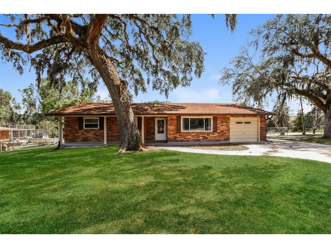 3746 Palm Drive Leesburg FL 34748 O6302894 image1