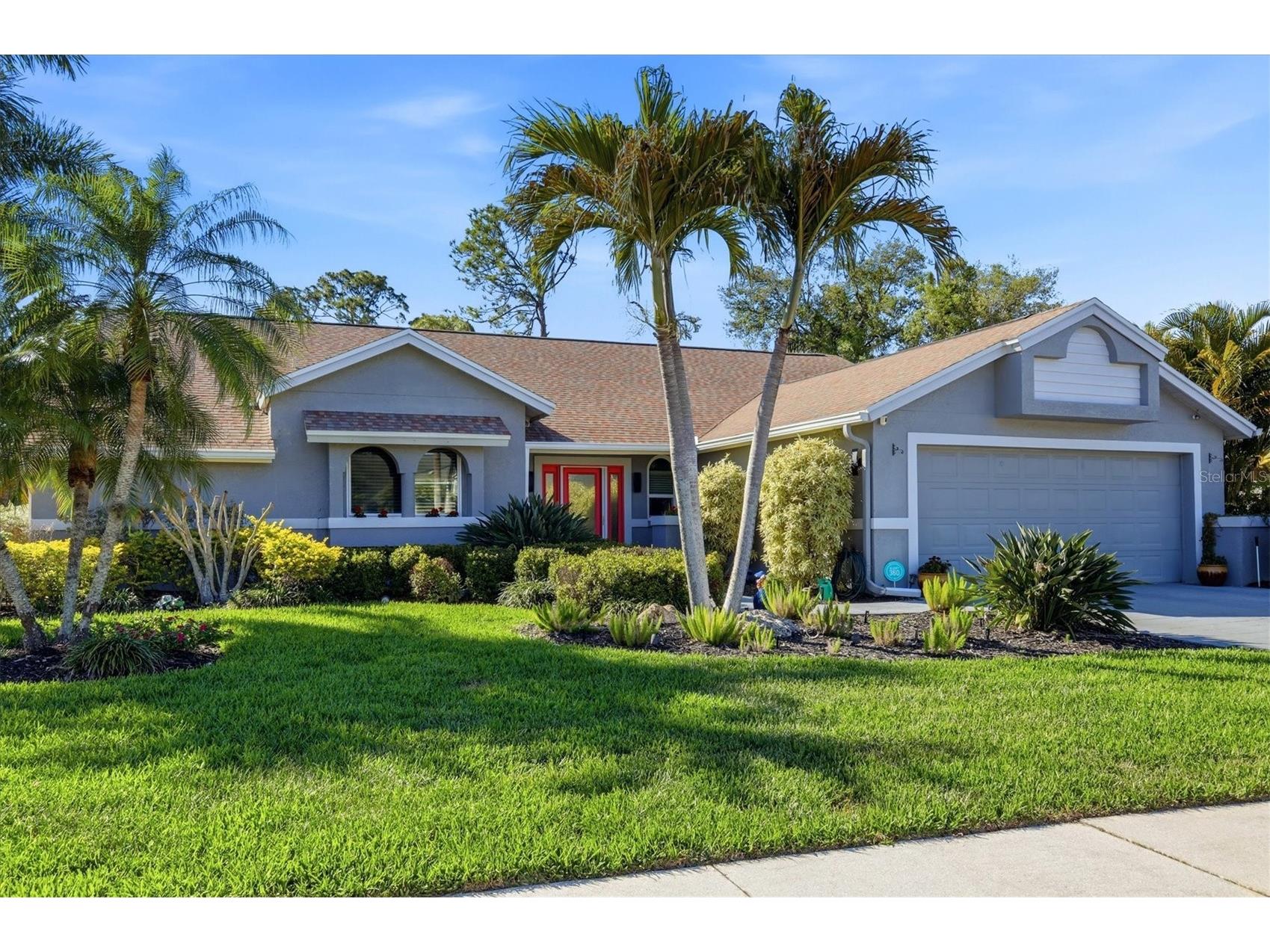 3746 Surrey Lane Sarasota FL 34235 A4686961 image1