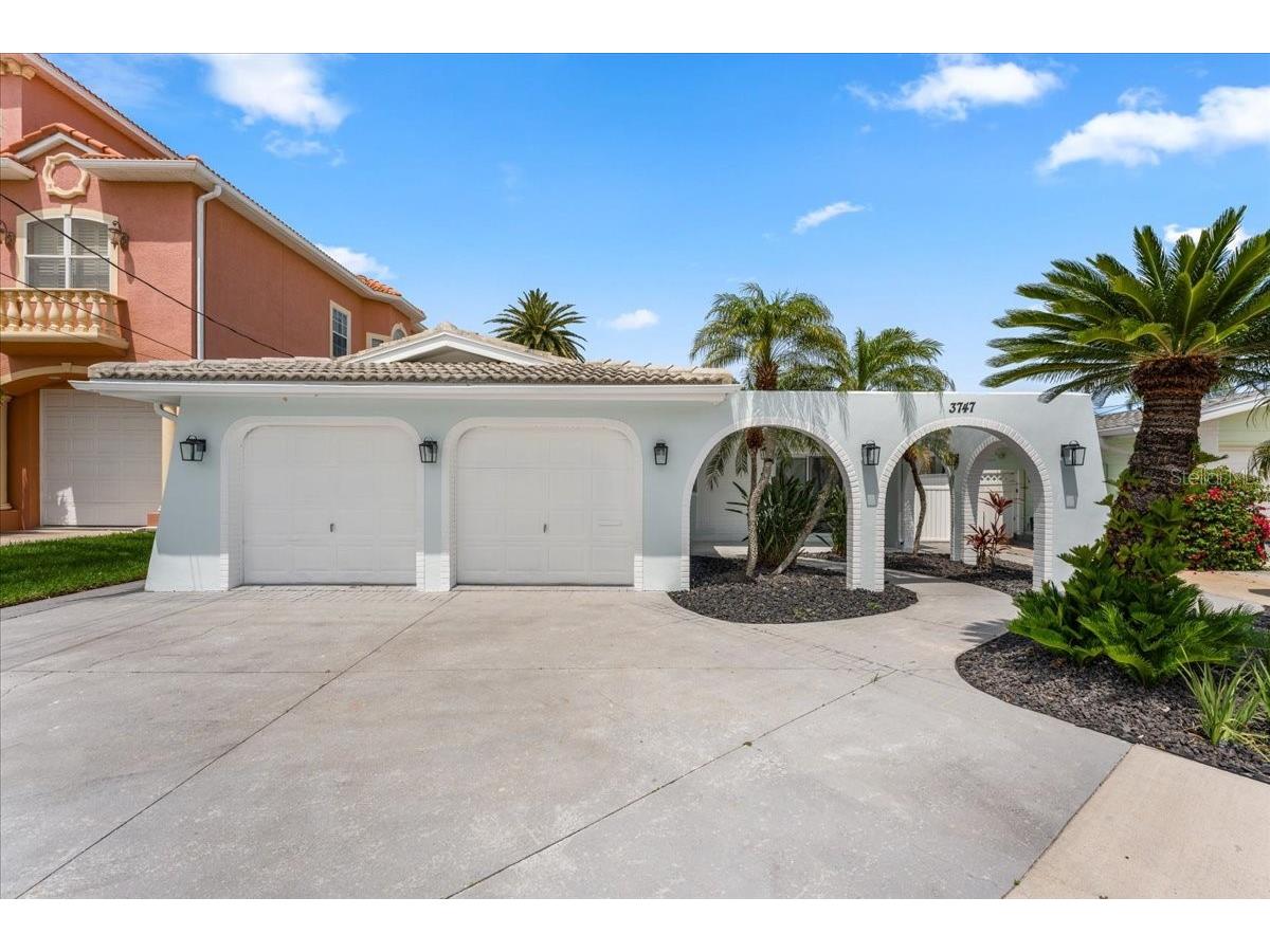 3747 Floramar Terrace New Port Richey FL 34652 TB8498698 image1