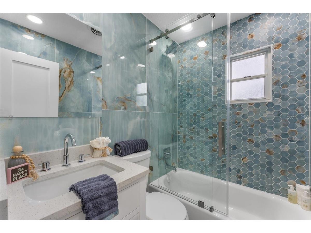 3747 Floramar Terrace New Port Richey FL 34652 TB8498698 image14