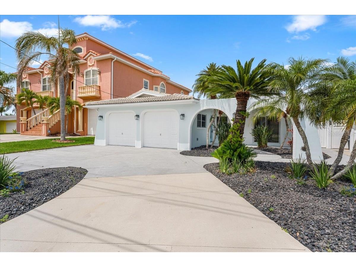 3747 Floramar Terrace New Port Richey FL 34652 TB8498698 image2
