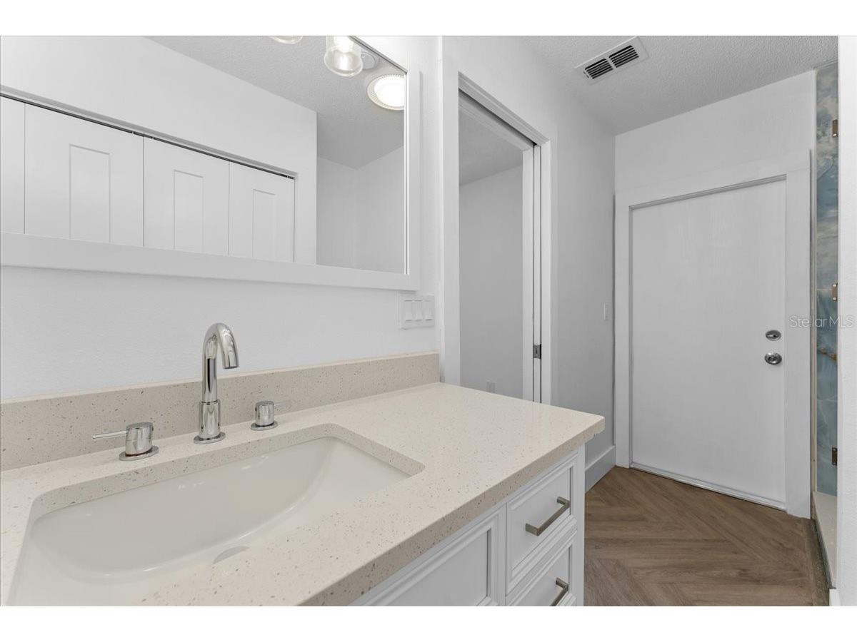 3747 Floramar Terrace New Port Richey FL 34652 TB8498698 image24