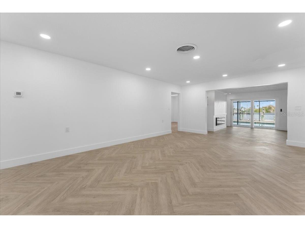 3747 Floramar Terrace New Port Richey FL 34652 TB8498698 image28