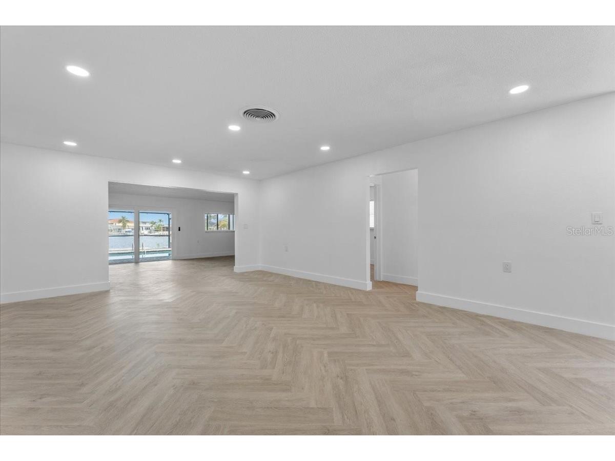 3747 Floramar Terrace New Port Richey FL 34652 TB8498698 image29