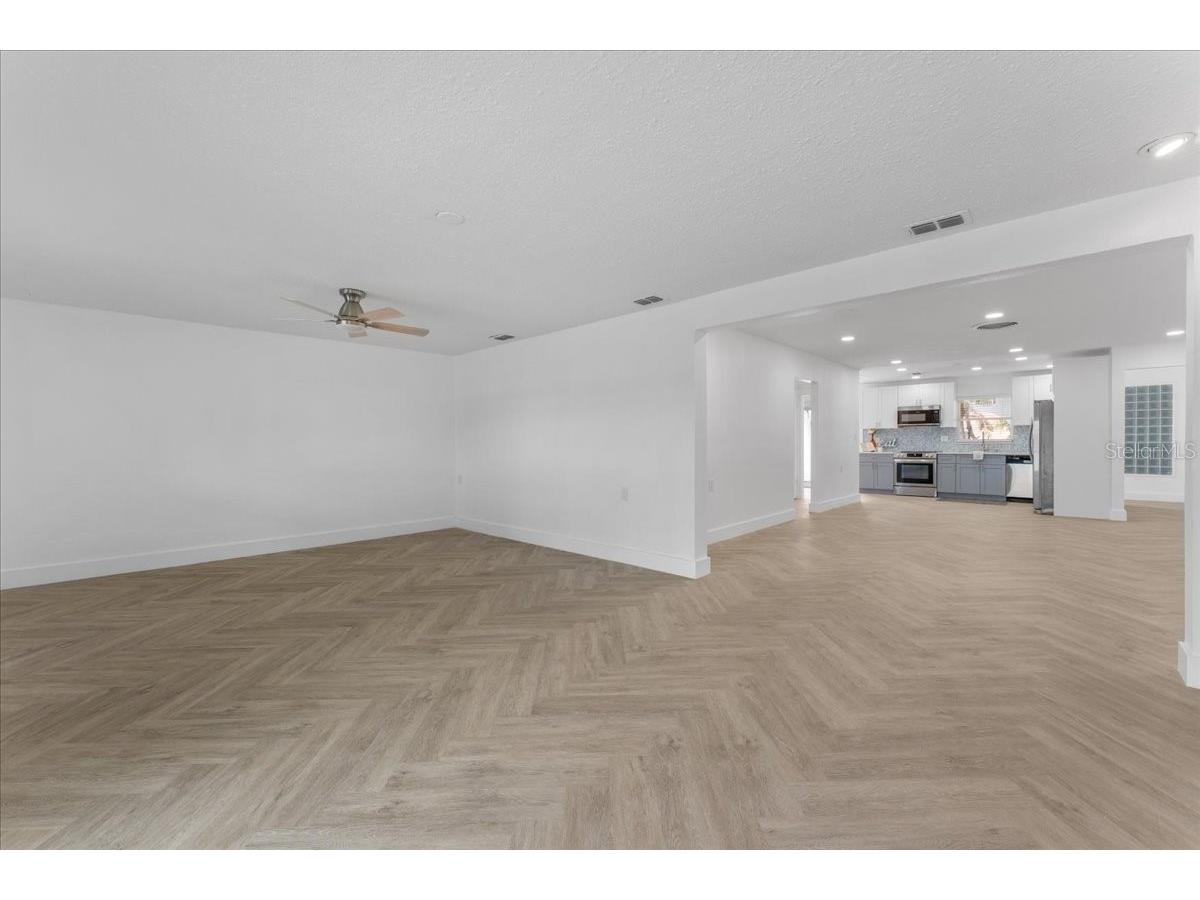 3747 Floramar Terrace New Port Richey FL 34652 TB8498698 image30
