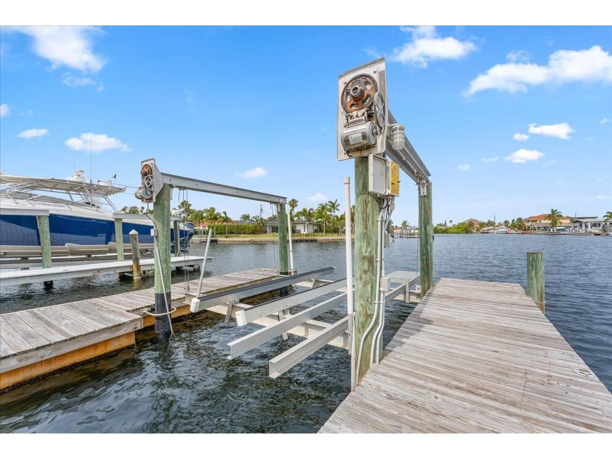 3747 Floramar Terrace New Port Richey FL 34652 TB8498698 image39