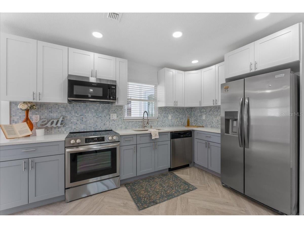 3747 Floramar Terrace New Port Richey FL 34652 TB8498698 image9