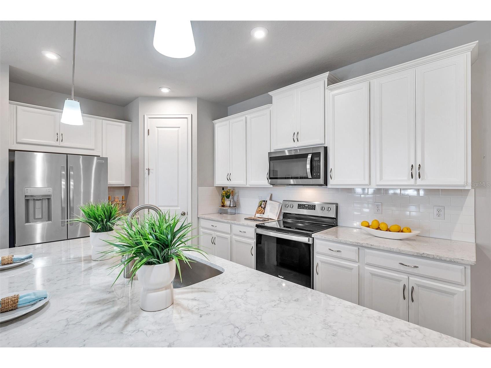 3747 Laughing Dove Avenue Sun City Center FL 33573 A4694321 image14