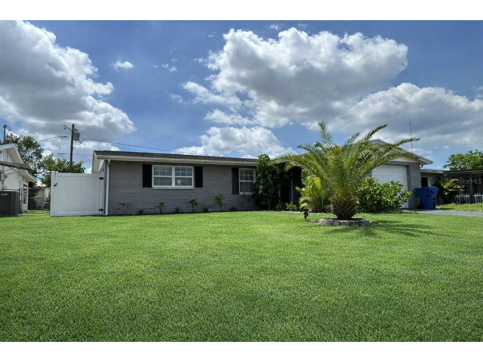 3748 Beechwood Drive Holiday FL 34691 TB8496197 image2