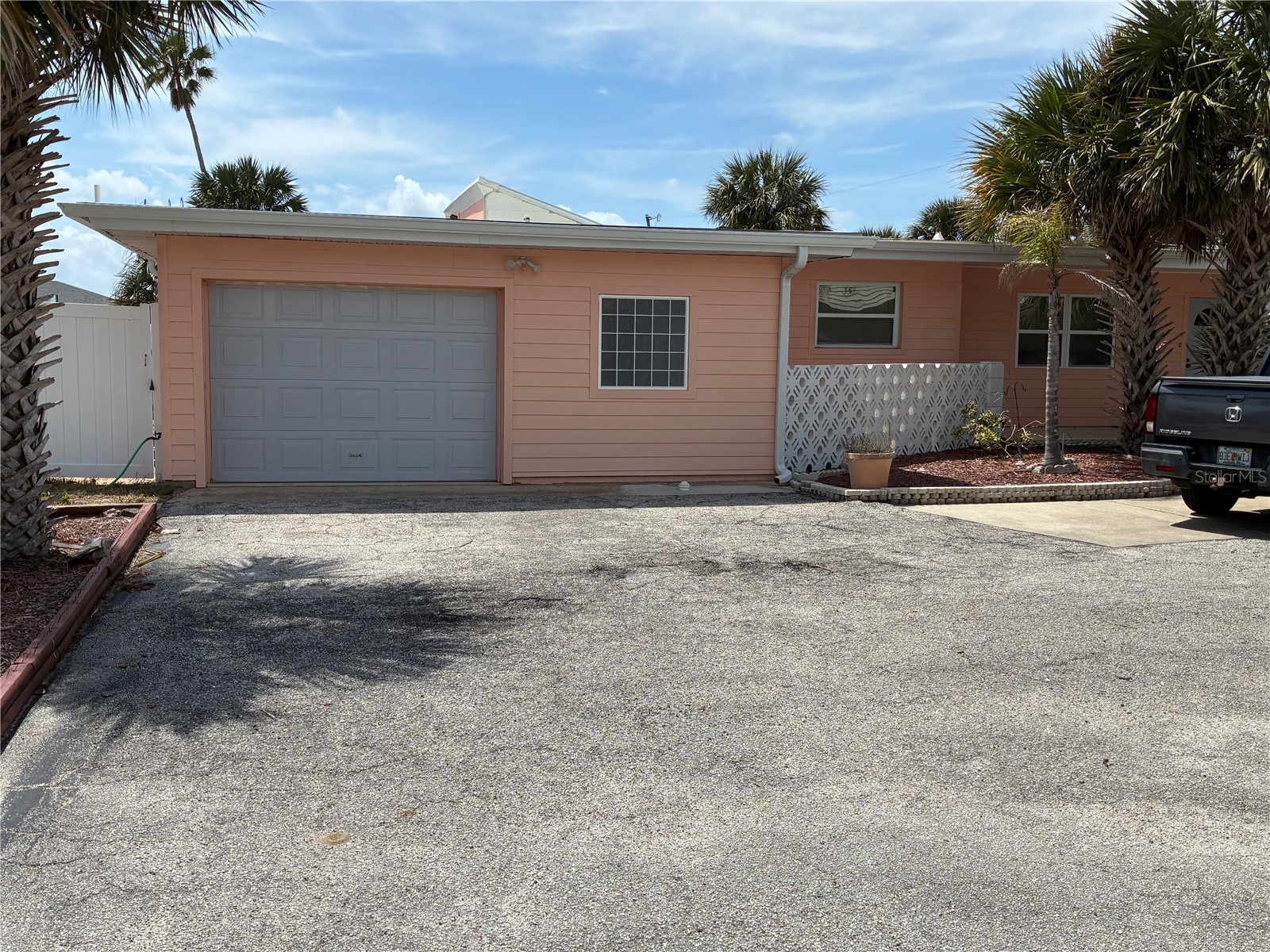 3748 Cardinal Boulevard Daytona Beach FL 32118 O6420721 image2