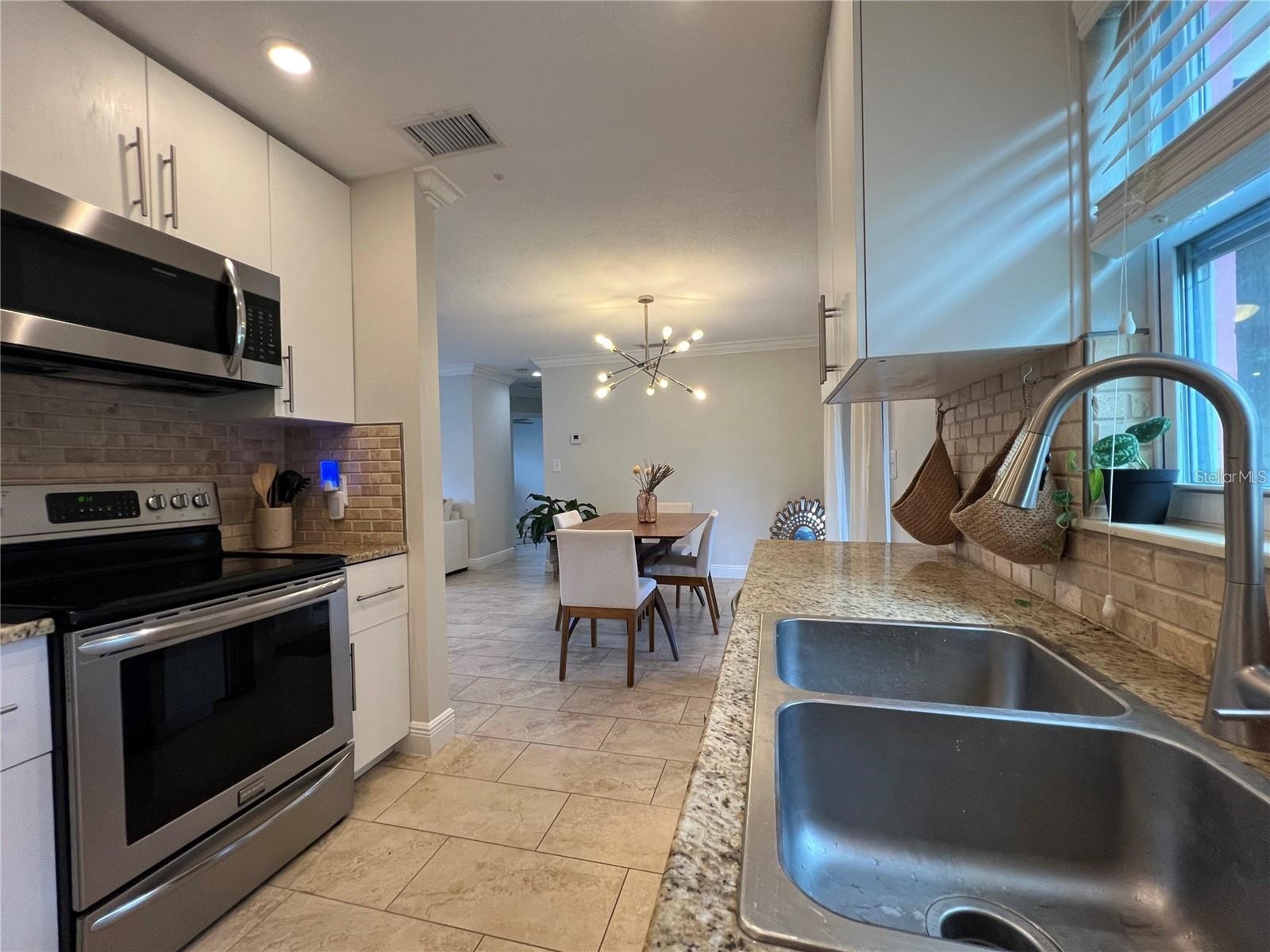 3748 Manatee Drive SE Saint Petersburg FL 33705 TB8520998 image9