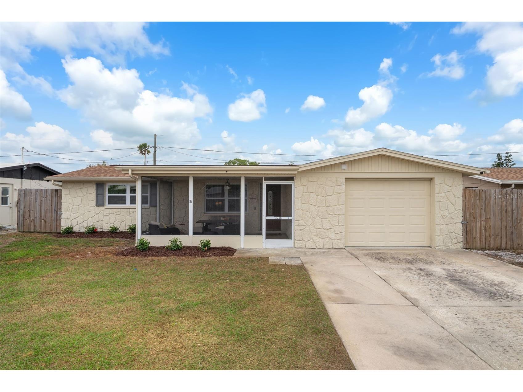 3748 Redwood Drive Holiday FL 34691 W7883324 image1