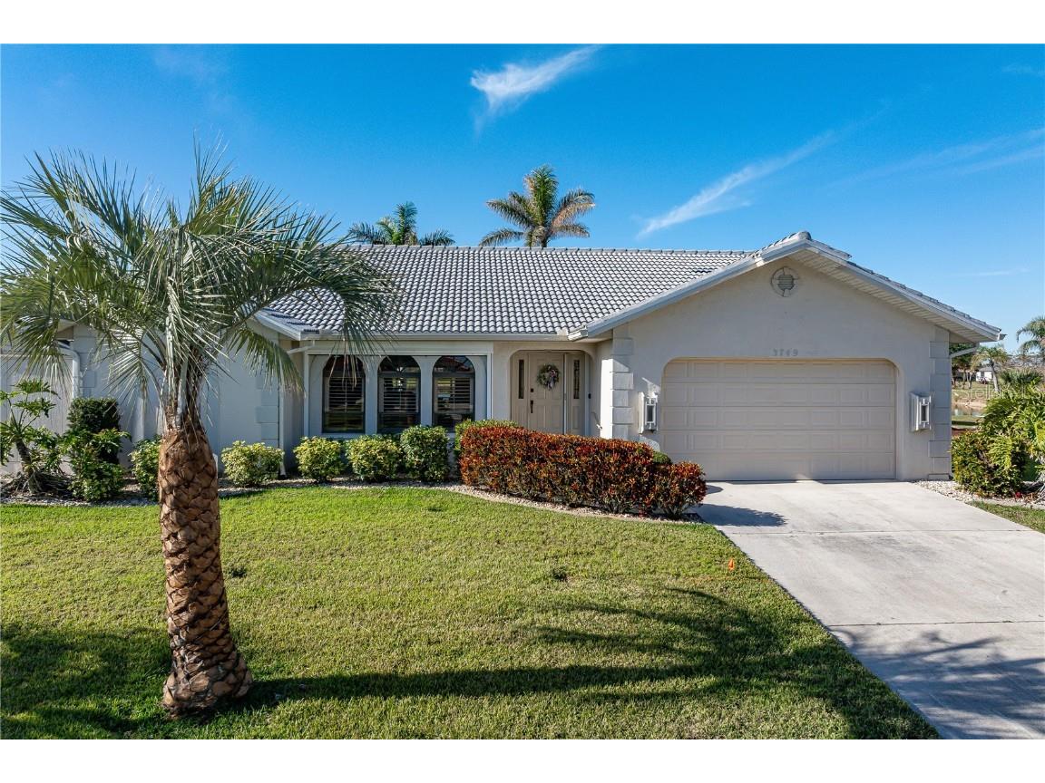 3749 Bordeaux Drive Punta Gorda FL 33950 - TWIN ISLES GOLF COURSE POND C7503902 image1