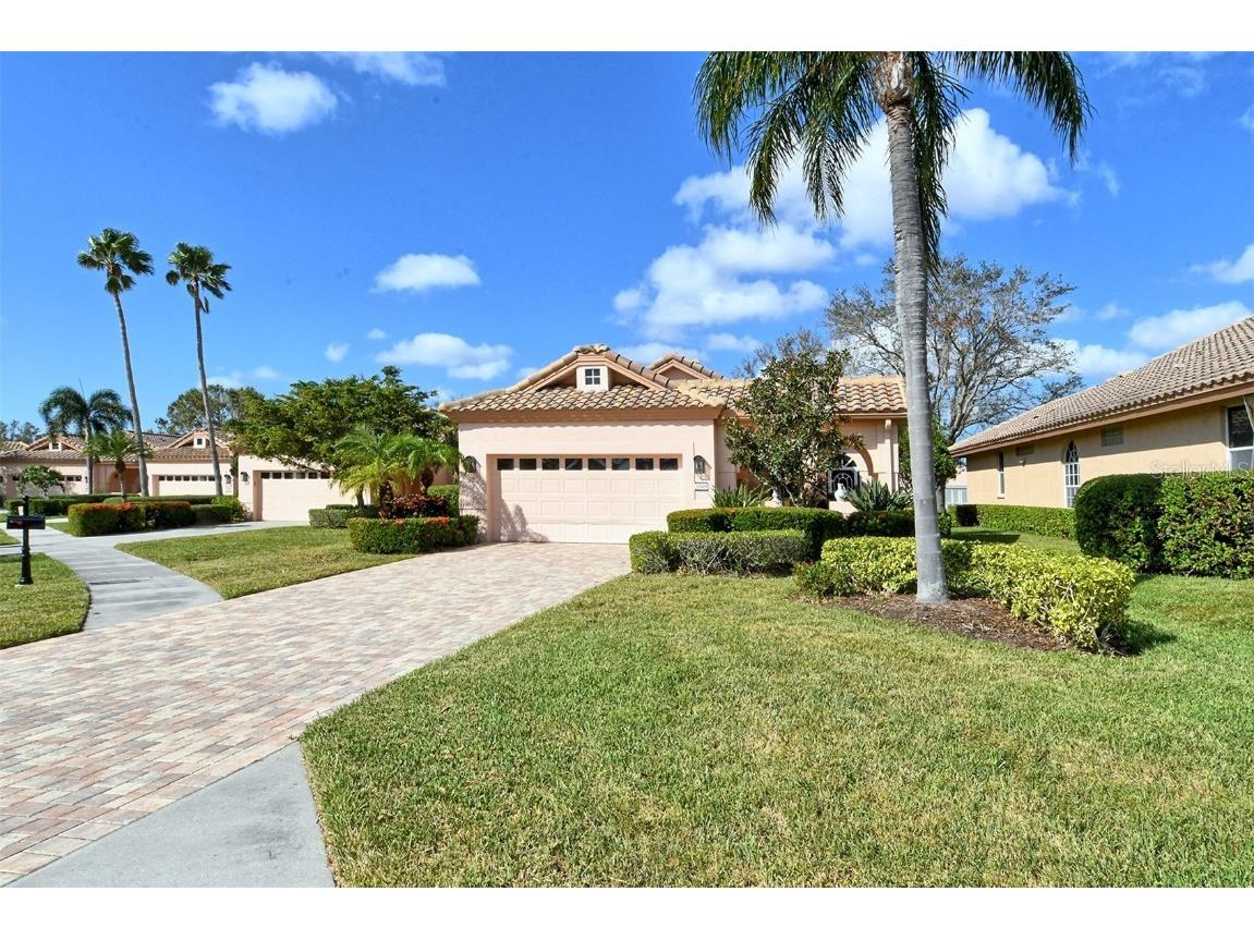 3749 Castellon Court Sarasota FL 34238 A4627183 image1