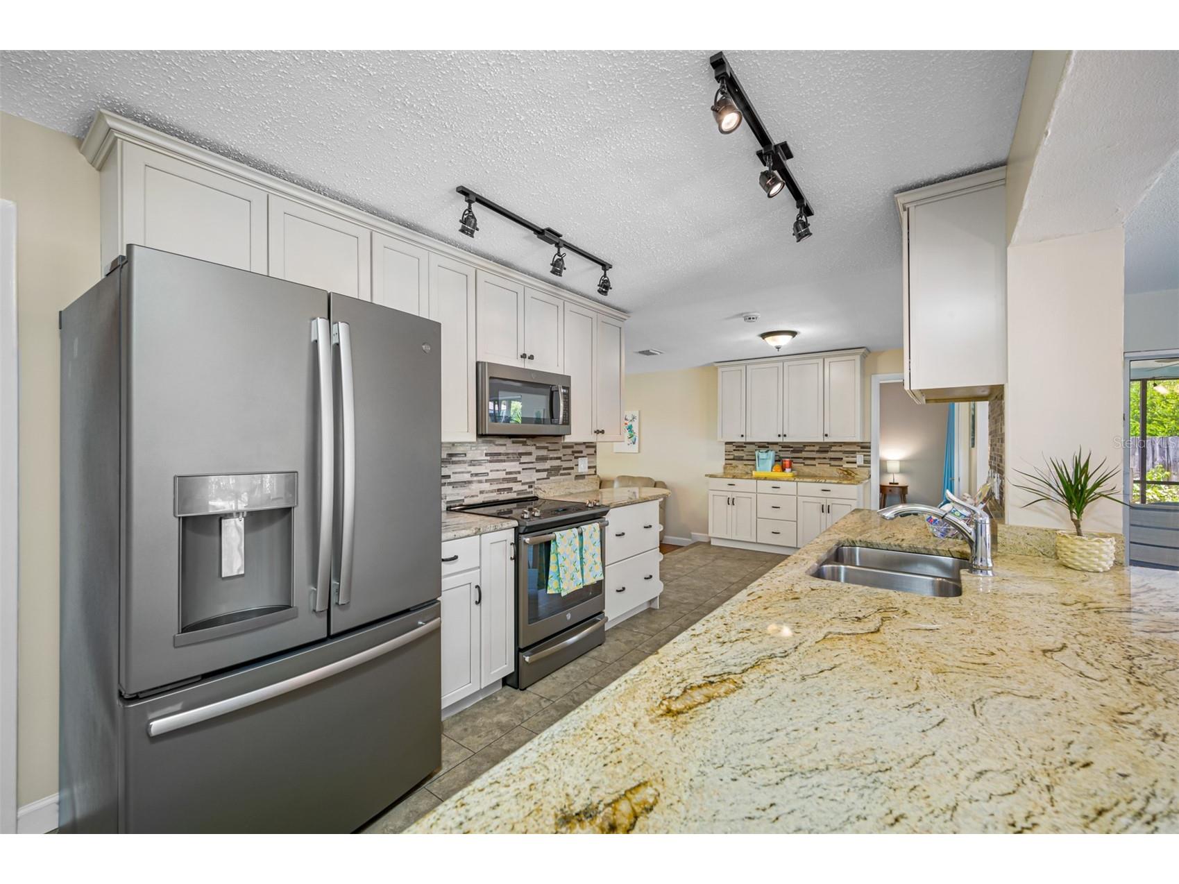3749 Mckay Creek Drive Largo FL 33770 TB8486624 image10