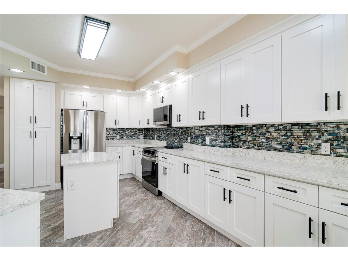 375 Emerson Plaza #611 Altamonte Springs FL 32701 O6332063 image8