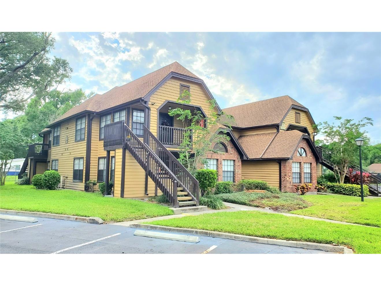 375 Lakepointe Drive #103 Altamonte Springs FL 32701 O6106111 image1