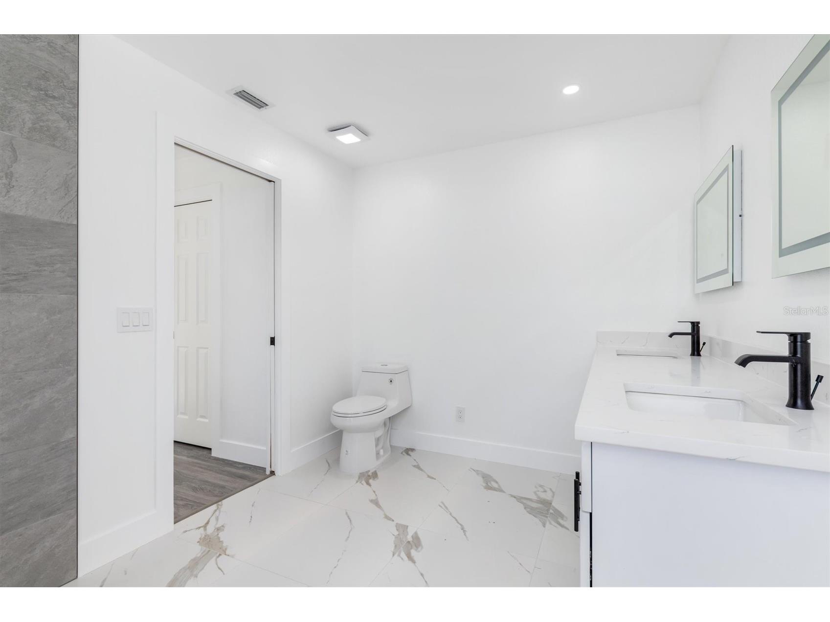 375 Waterside Street Port Charlotte FL 33954 C7521501 image32