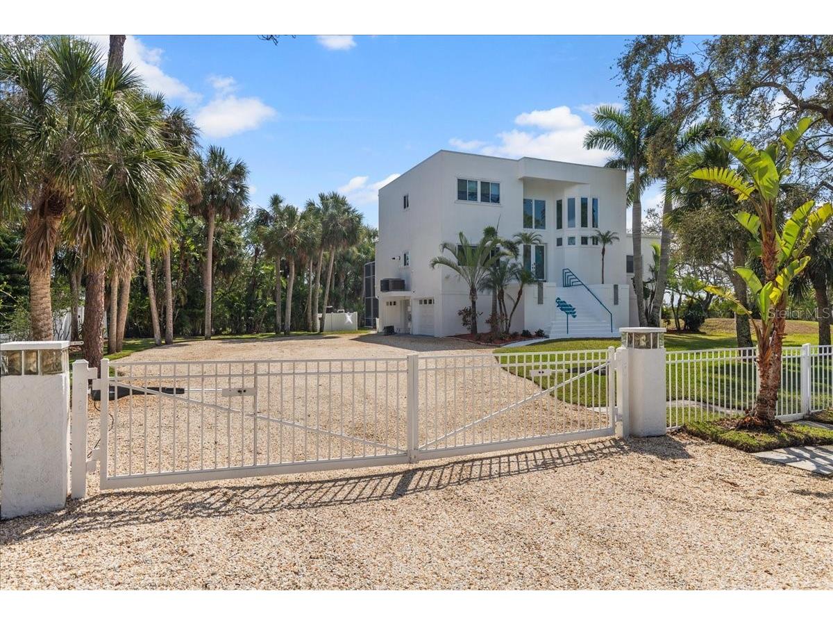 375 Wellington Avenue Oldsmar FL 34677 TB8492687 image73