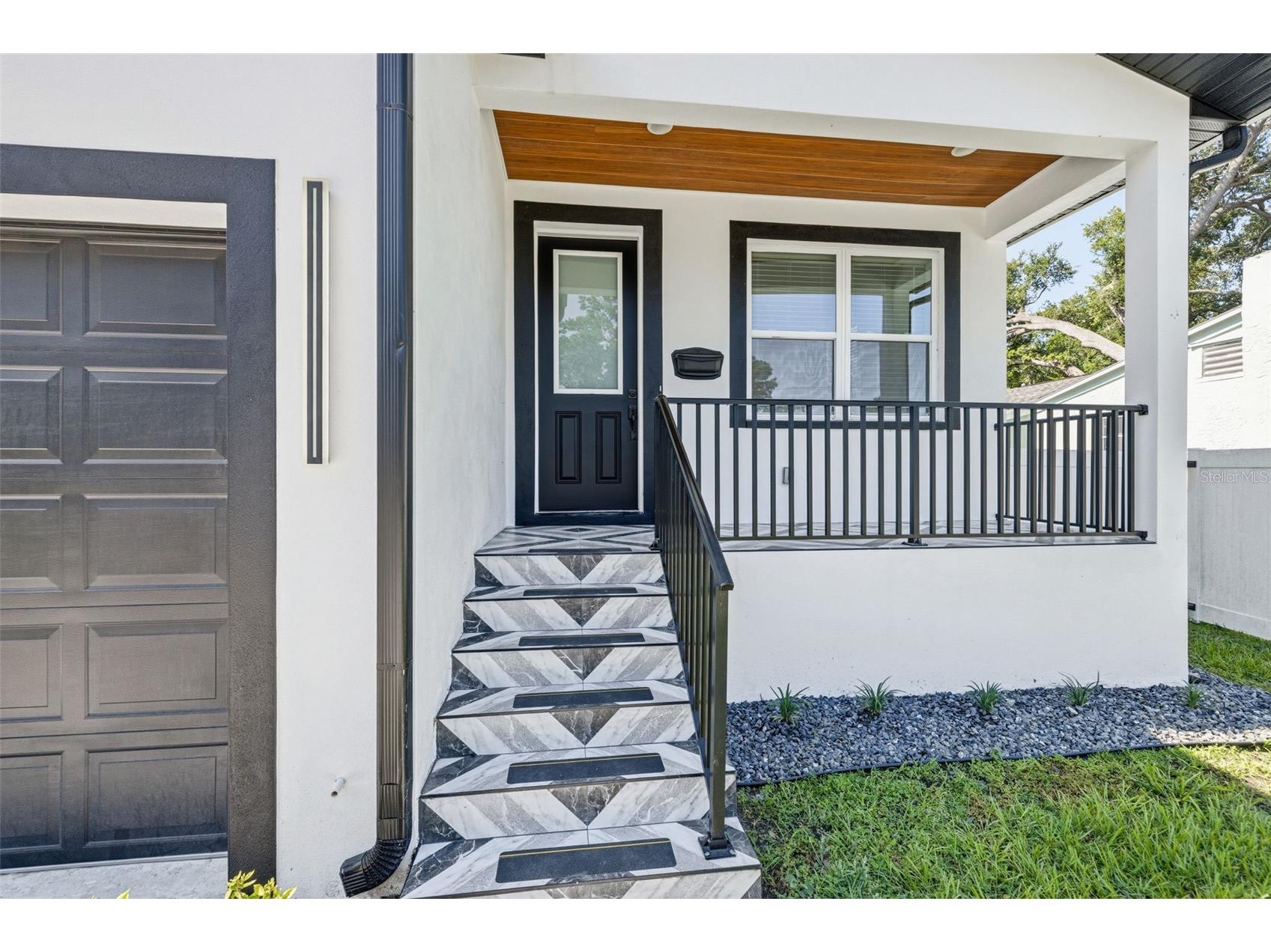 3750 Abington Avenue S Saint Petersburg FL 33711 TB8511335 image2