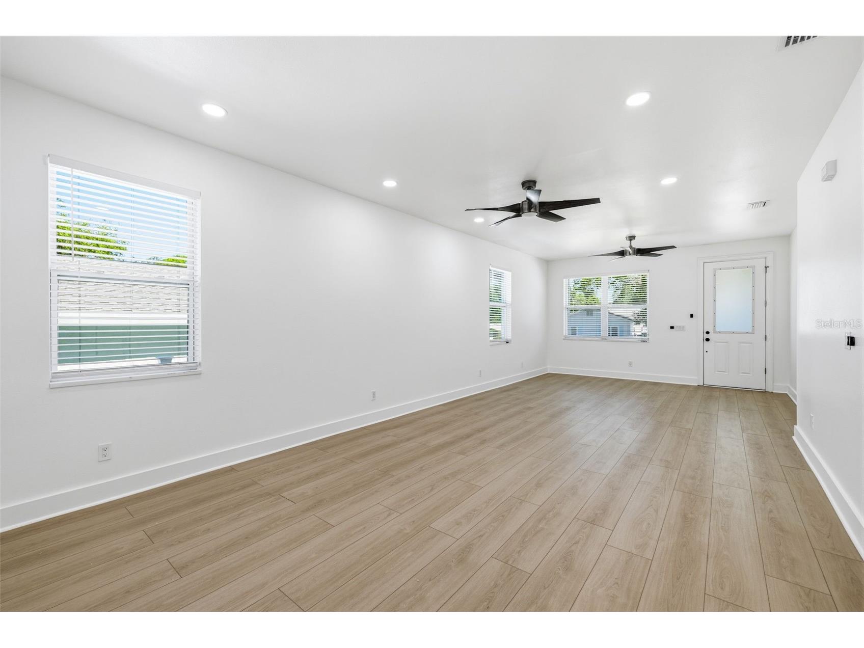 3750 Abington Avenue S Saint Petersburg FL 33711 TB8511335 image4