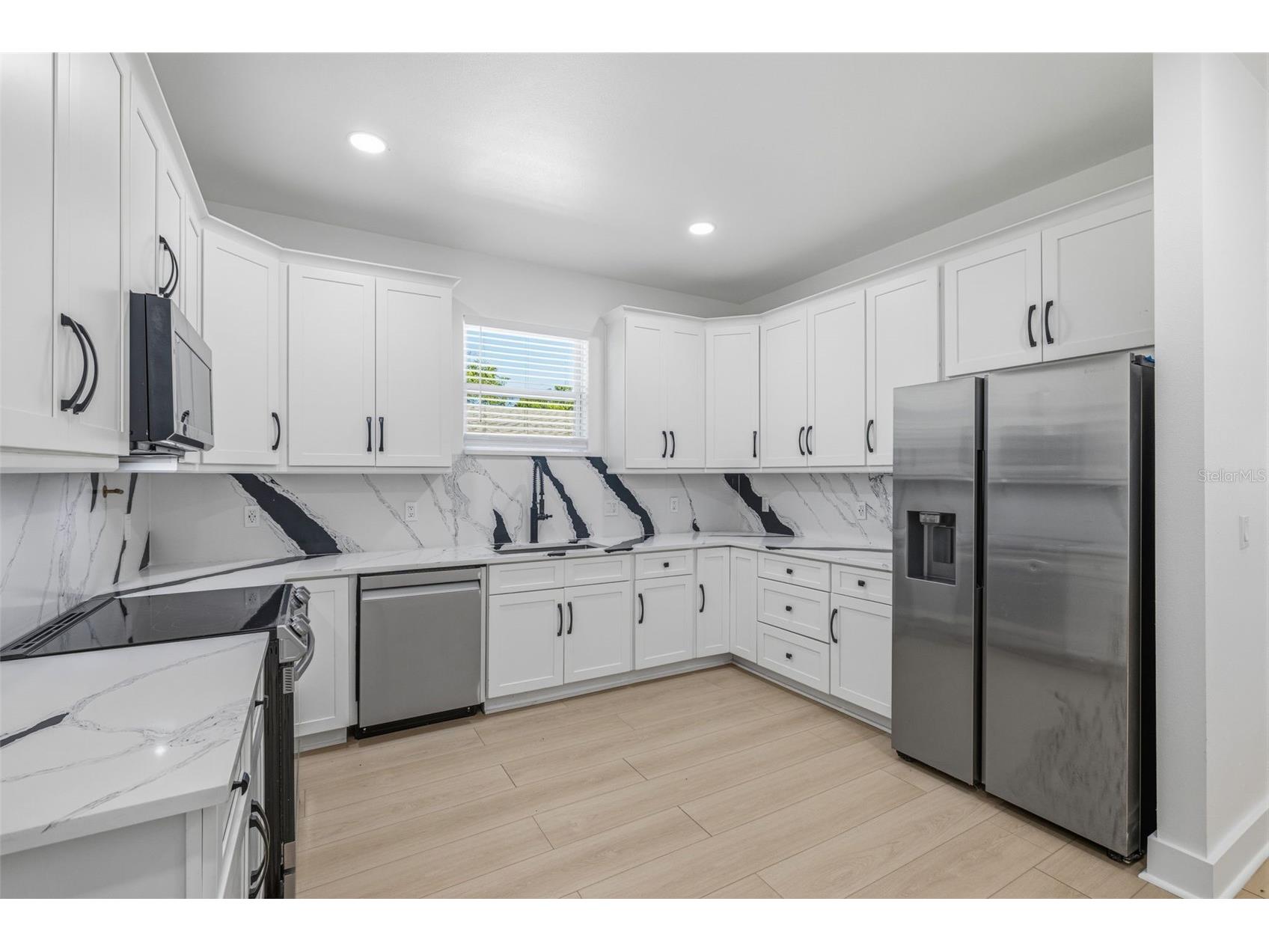 3750 Abington Avenue S Saint Petersburg FL 33711 TB8511335 image6