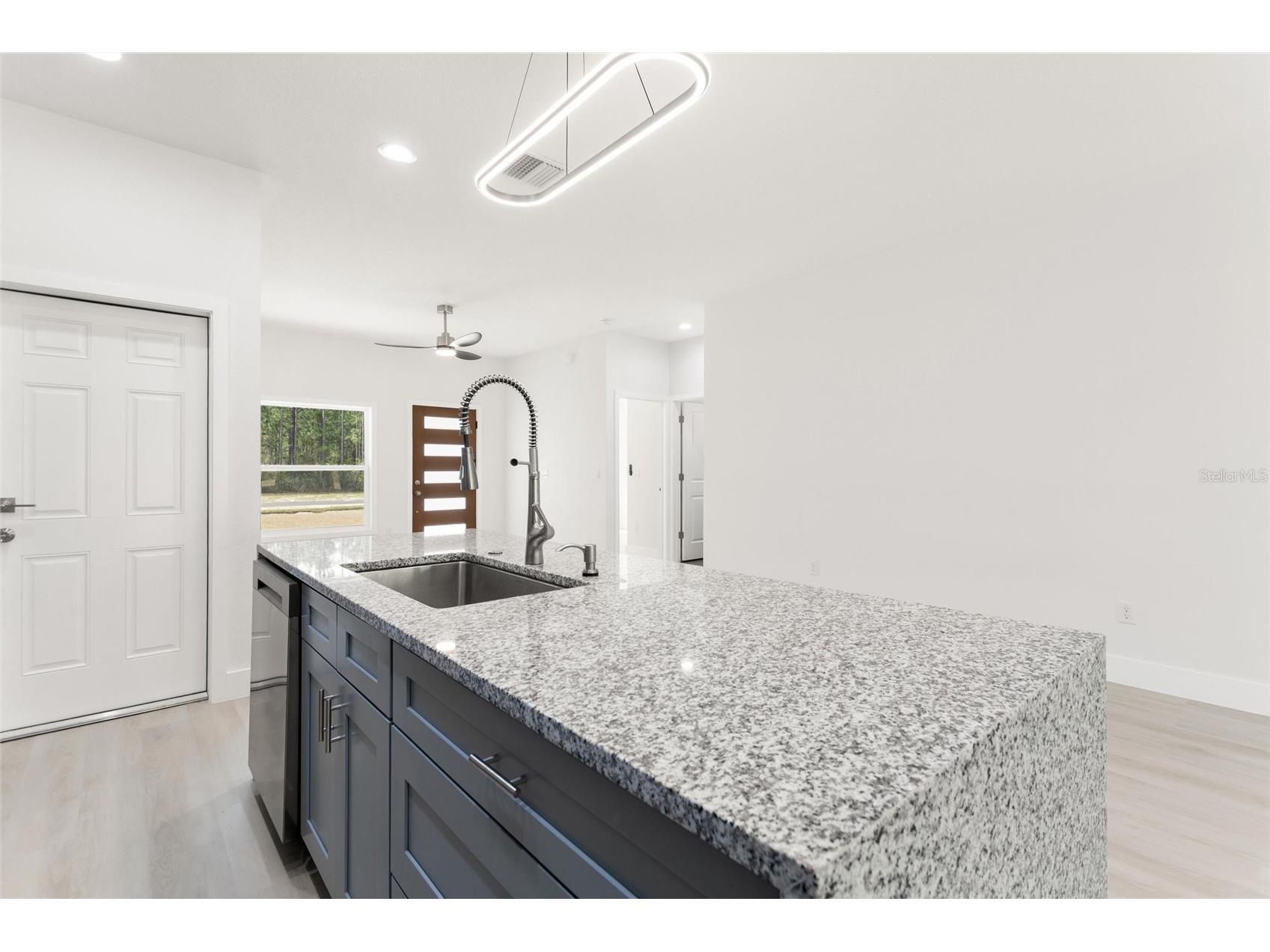 3750 Japonica Avenue Indian Lake Estates FL 33855 - LAKE WALK IN WATER P4938055 image7