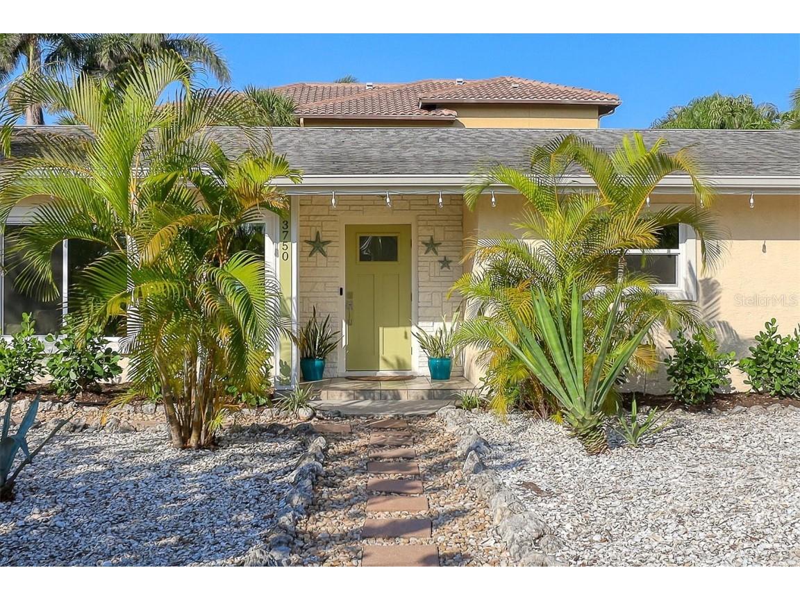 3750 La Paloma Avenue Sarasota FL 34242 A4562328 image1