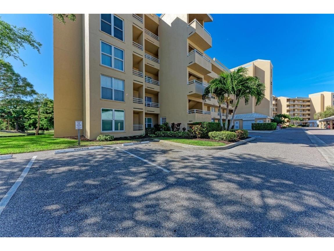 3750 Pinebrook Circle 301, Bradenton, FL, 34209 MLS A4607372