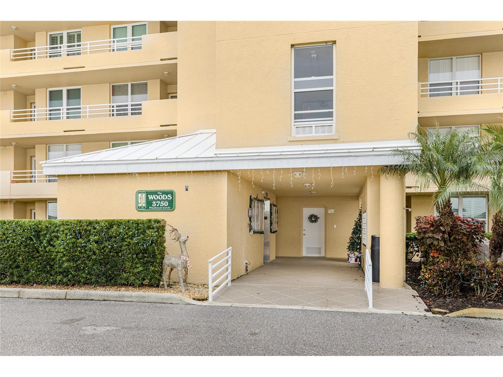 3750 Pinebrook Circle #308 Bradenton FL 34209 A4674455 image2