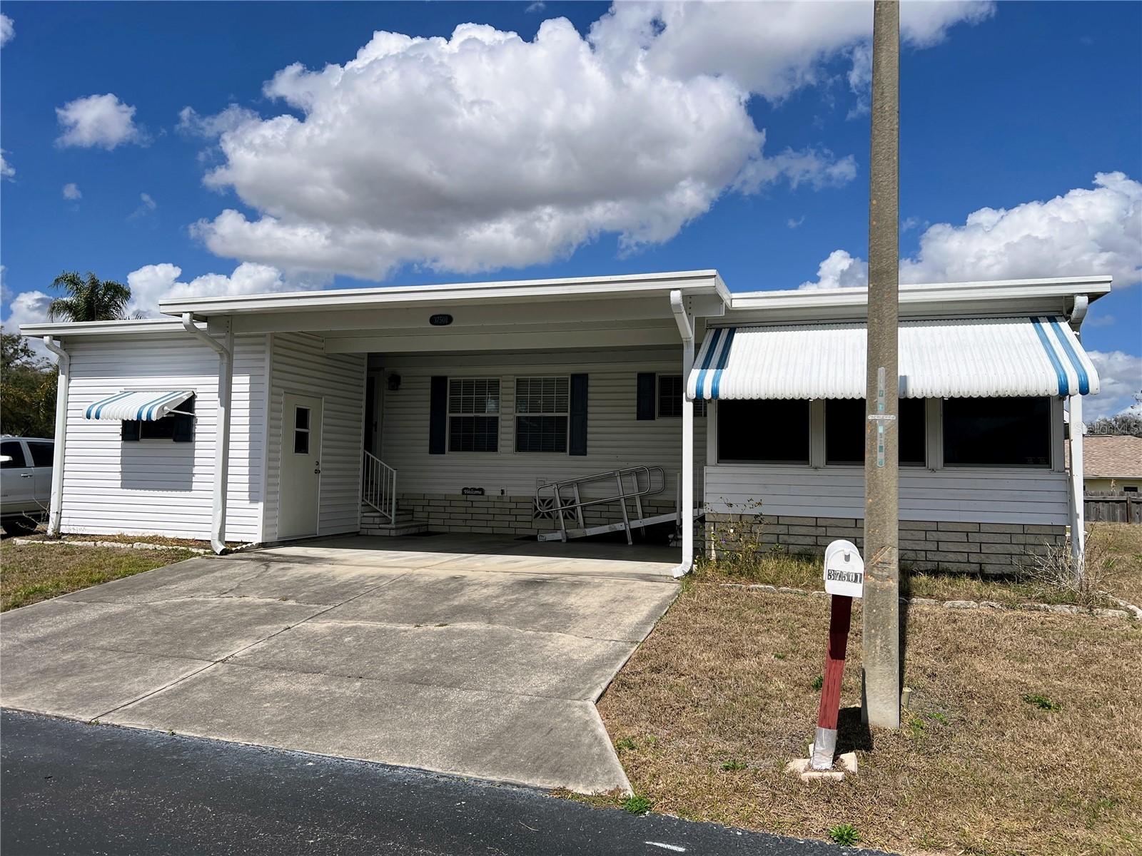 37501 Campo Avenue Zephyrhills FL 33541 TB8483349 image1