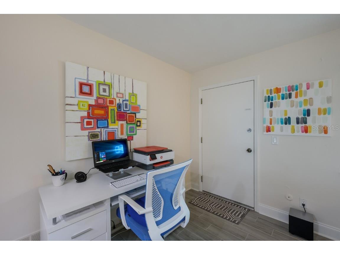 3751 S School Avenue #11 Sarasota FL 34239 A4635359 image11