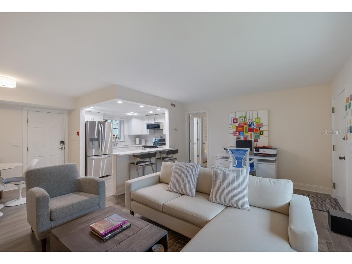 3751 S School Avenue #11 Sarasota FL 34239 A4635359 image5