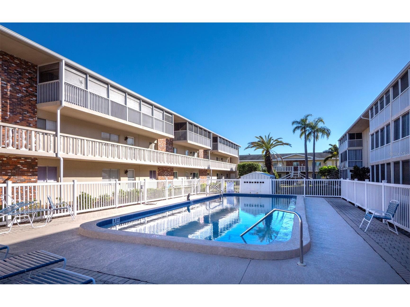 3751 S School Avenue #11 Sarasota FL 34239 A4683405 image21