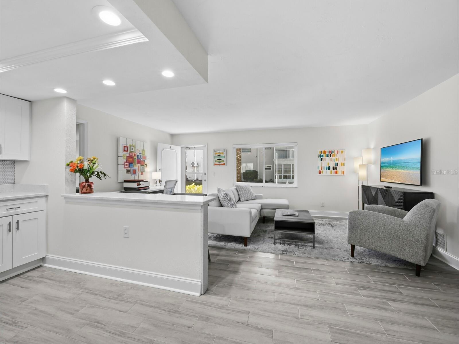 3751 S School Avenue #11 Sarasota FL 34239 A4683405 image4