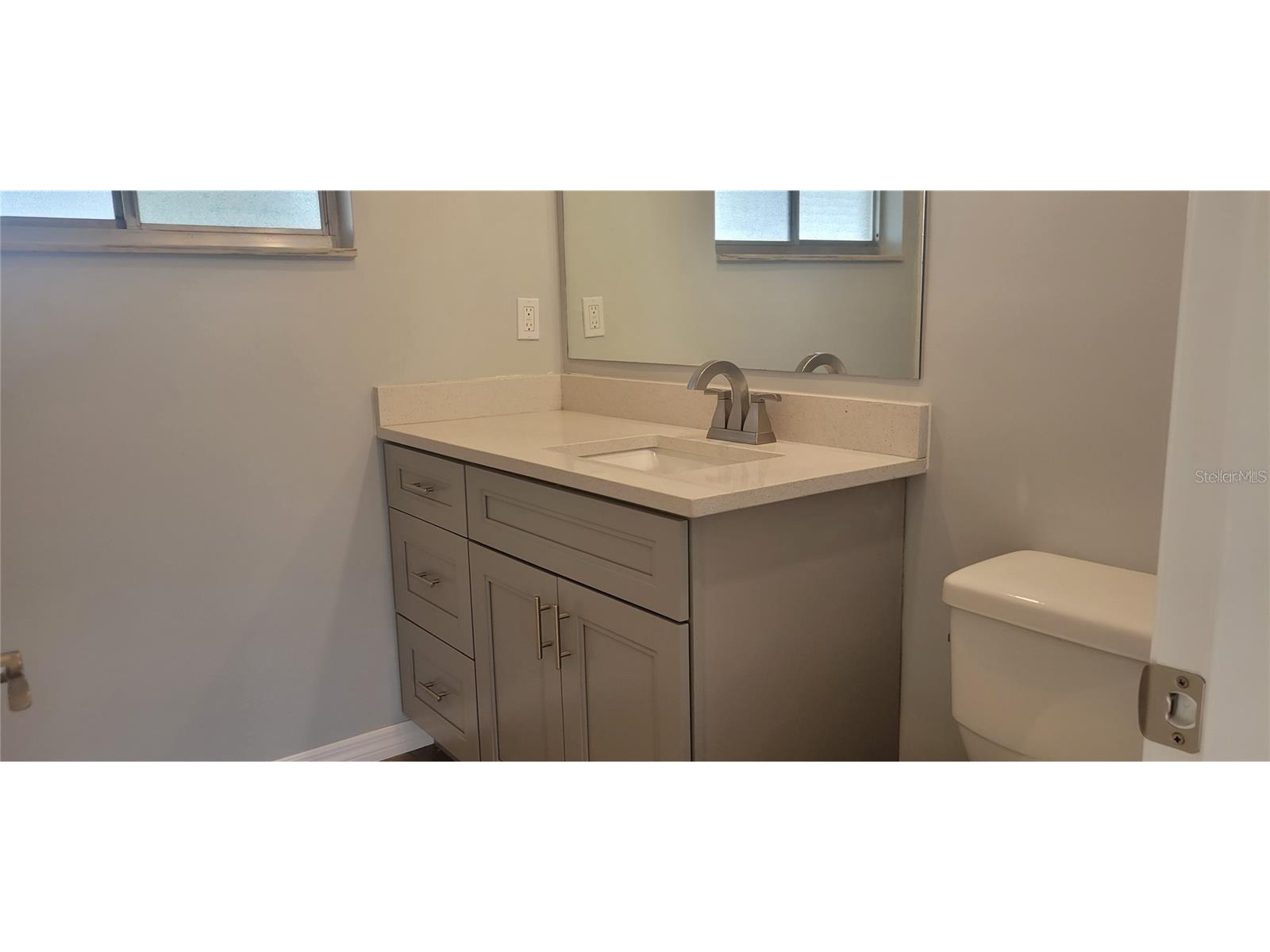 3751 S School Avenue #19 Sarasota FL 34239 A4626474 image8