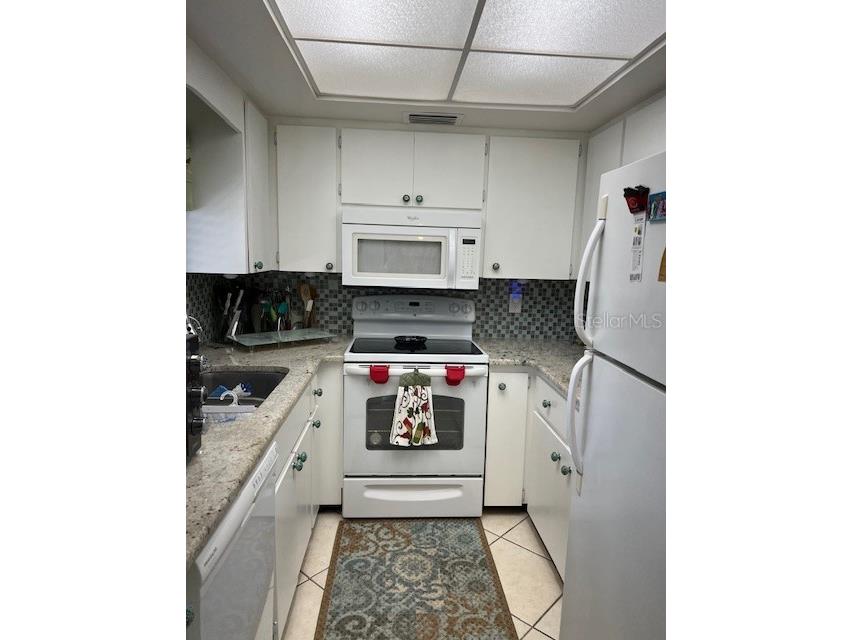 3751 S School Avenue #29 Sarasota FL 34239 A4670178 image6