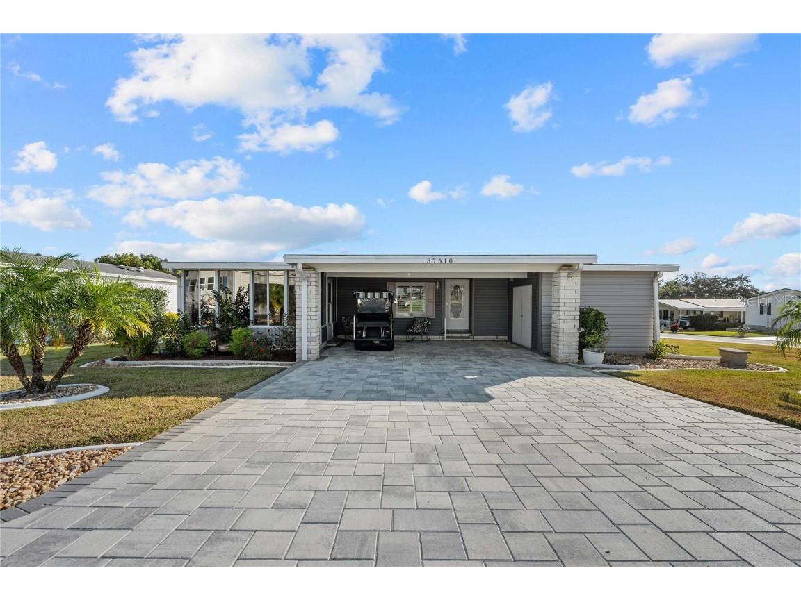 37510 New Horizons Boulevard Zephyrhills FL 33541 TB8449693 image1