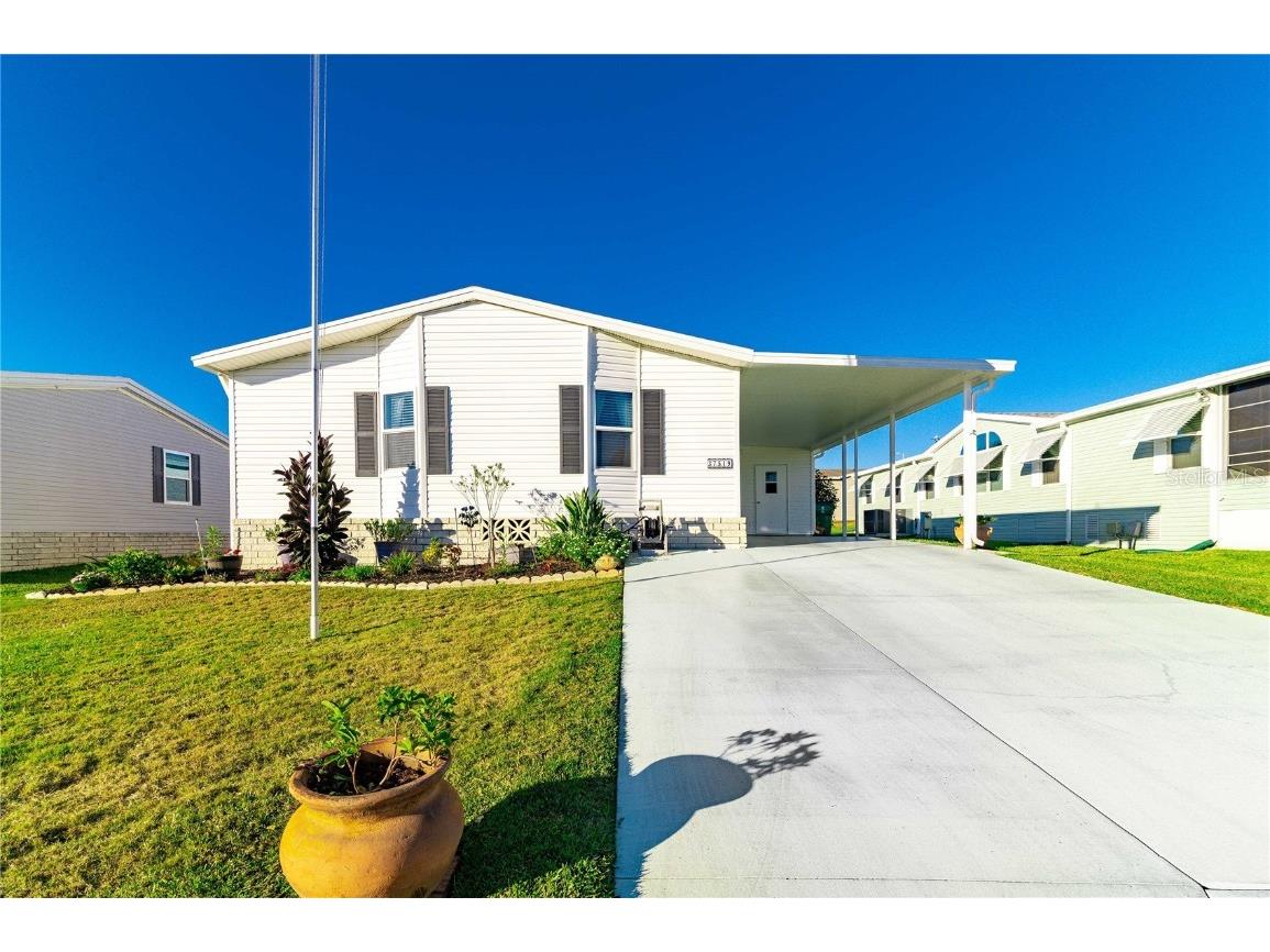 37519 Landis Avenue Zephyrhills FL 33541 T3348045 image1