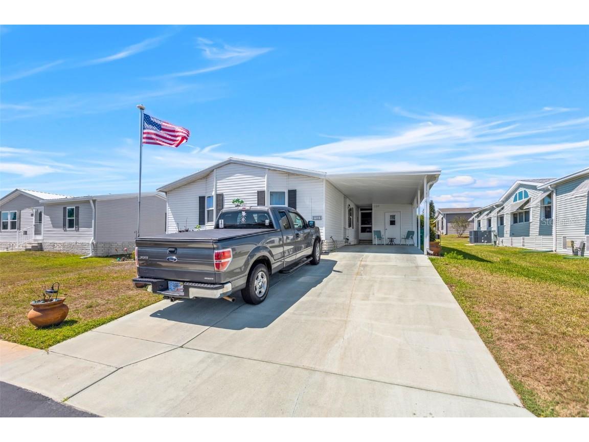 37519 Landis Avenue Zephyrhills FL 33541 T3443785 image1