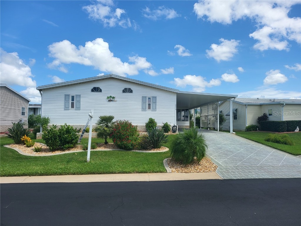37519 Neukom Avenue Zephyrhills FL 33541 T3459097 image1