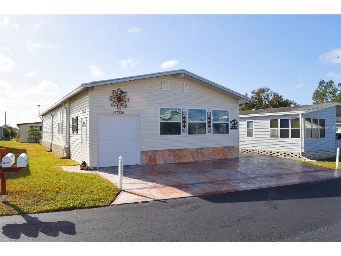 37526 Rio Lane Zephyrhills FL 33541 TB8330419 image1